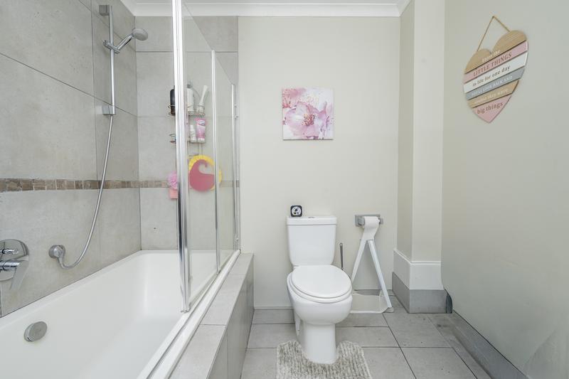 2 Bedroom Property for Sale in Fish Hoek Western Cape